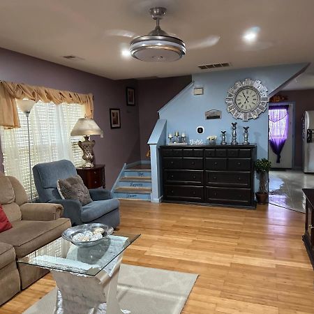 Colorful 3 Bedrooms Twin Home Near Center Philadelphia Dış mekan fotoğraf